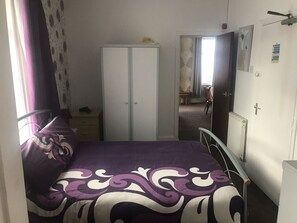 Family Room, 1 Bedroom (4 Guests) | 1 bedroom, iron/ironing board, free cots/infant beds, bed sheets - Galaxy Apartments Blackpool (Blackpool)