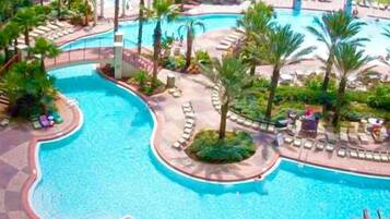 Piscine couverte, piscine chauffée