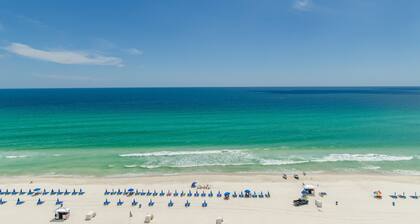 Beach Perfect Top of the Gulf 625-Beautiful Modern Beachfront Studio-Perfect Place in Paradise!