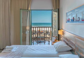 Caja fuerte, escritorio, tabla de planchar con plancha y wifi gratis