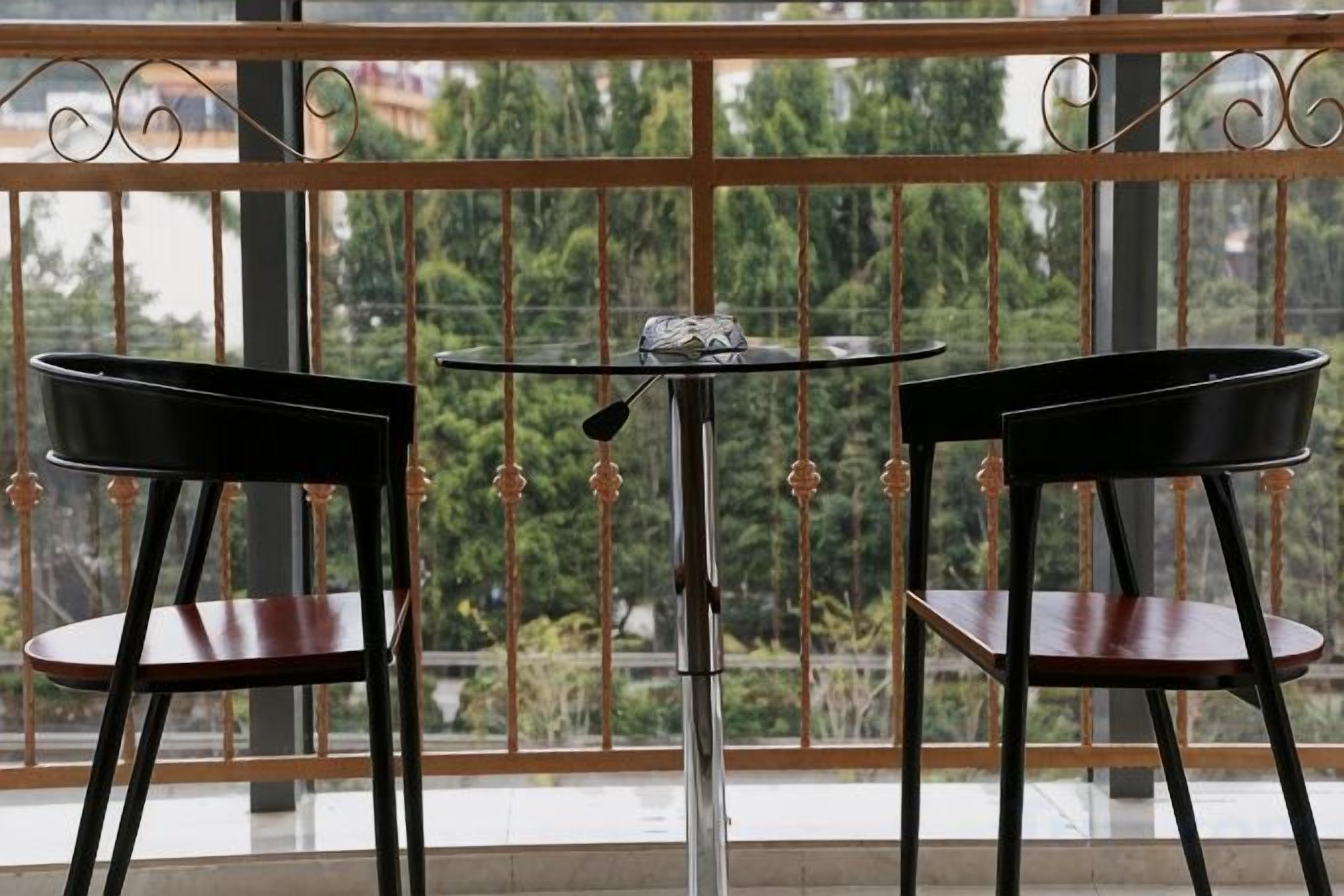 Tempat makan luar