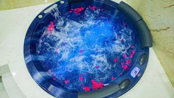 Bain à remous intérieur