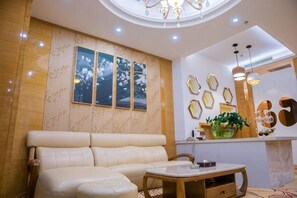 Khu sảnh