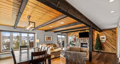 Winterset 3 3 Bedroom Condo by RedAwning