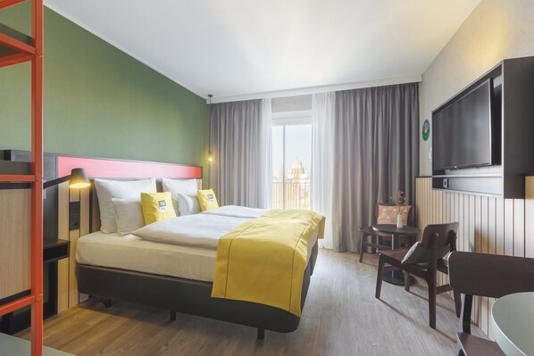 Premium Room, 1 Queen Bed, Kitchenette