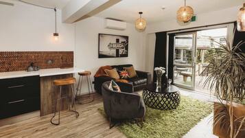 TV, streaming services