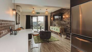 TV, streaming services