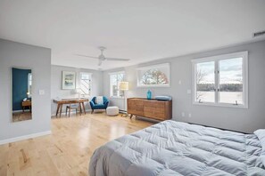 4 chambres, bureau, Wi-Fi, draps fournis