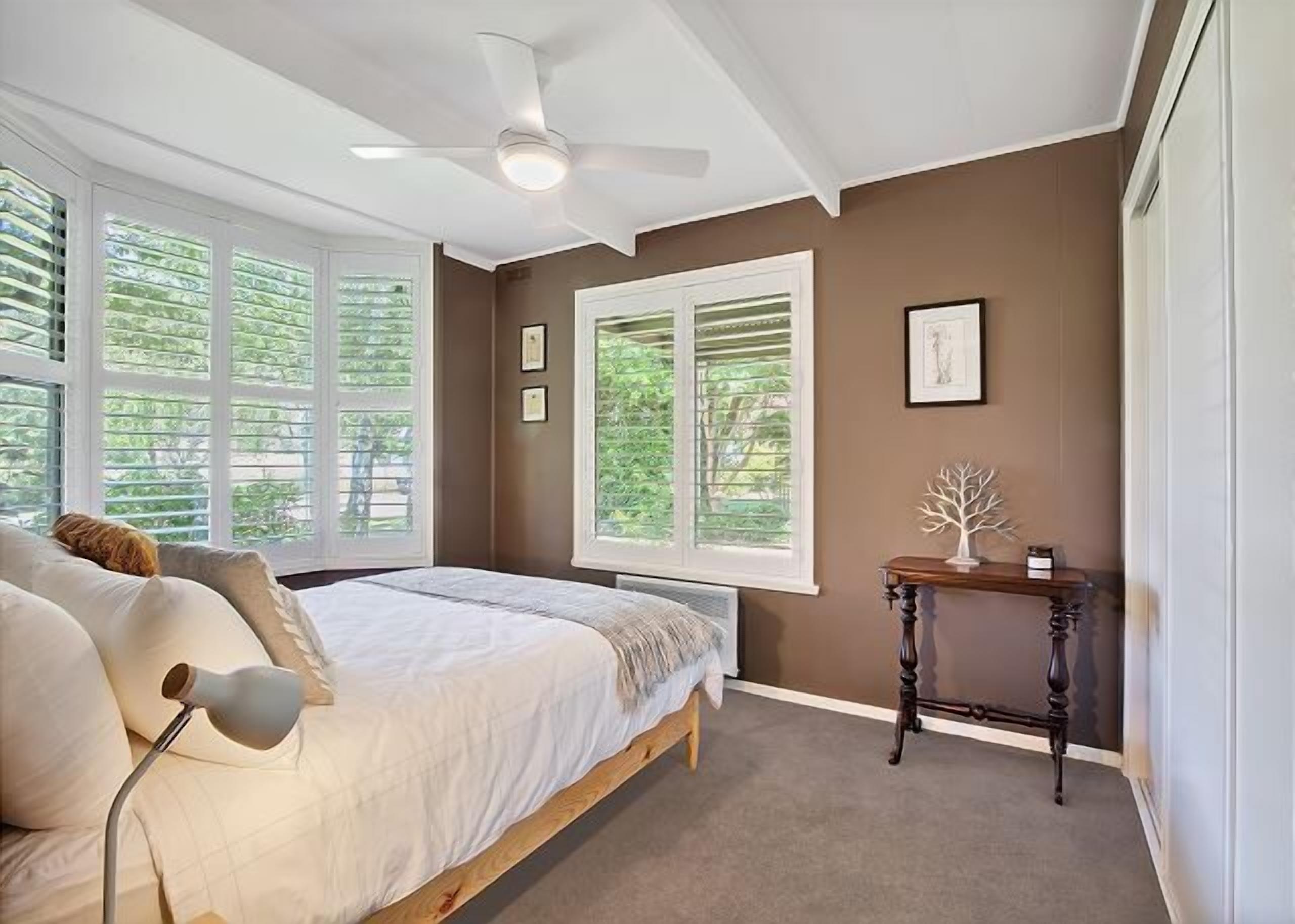 3 bedrooms, iron/ironing board