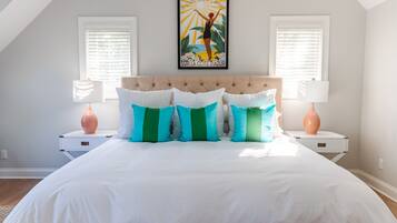 7 bedrooms, free WiFi, bed sheets