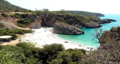 Mani's Garden Paradise - Elia Secluded Retreat