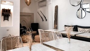 Unclassified image, 5 of 40, button - Riad Louhou (Marrakech)