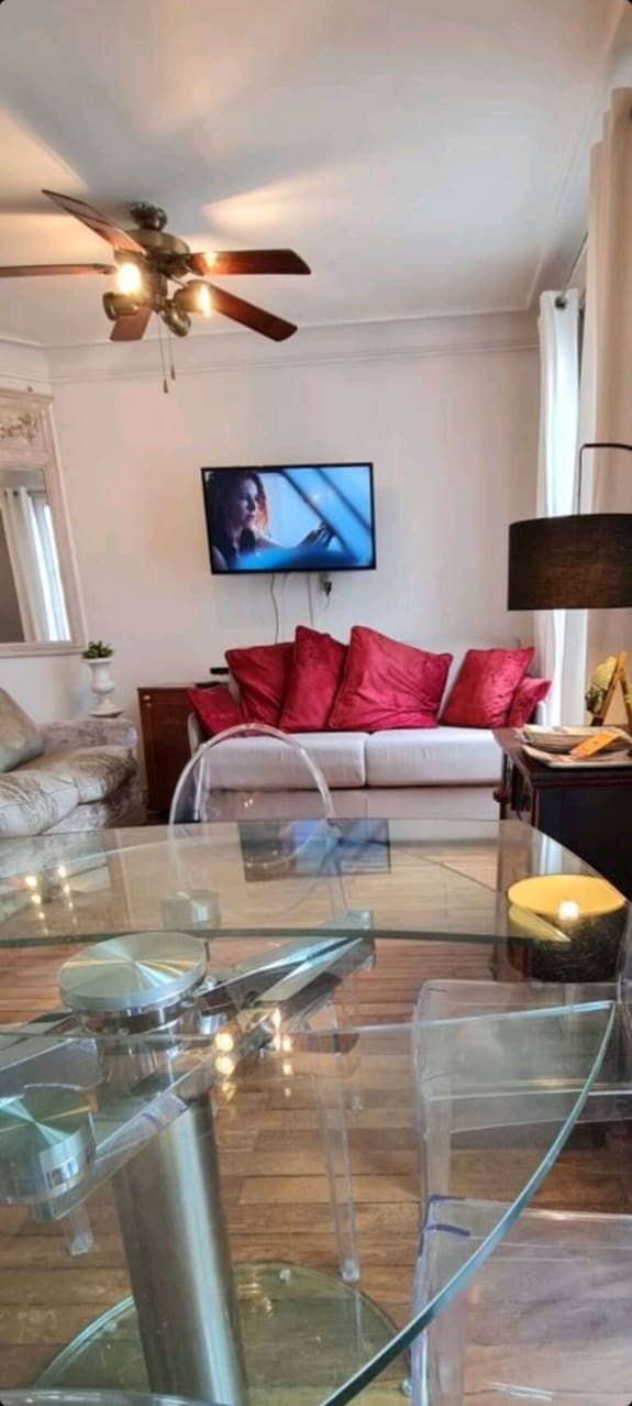 Kiss Me On The Champs Elysées! 1bedroomapt ️4ad1ch. - Puteaux