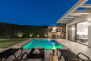 Outdoor pool - Oresteia Exclusive Villa, a Sublime Retreat (Tragaki)