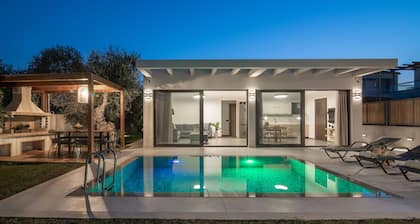 Oresteia Exclusive Villa, a Sublime Retreat