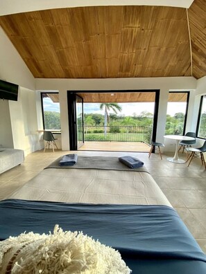 Interior - Stylish Loft with Stunning Sunsets & 2 Pools – Spora (Los pargos 27 de abril, Santa Cruz)