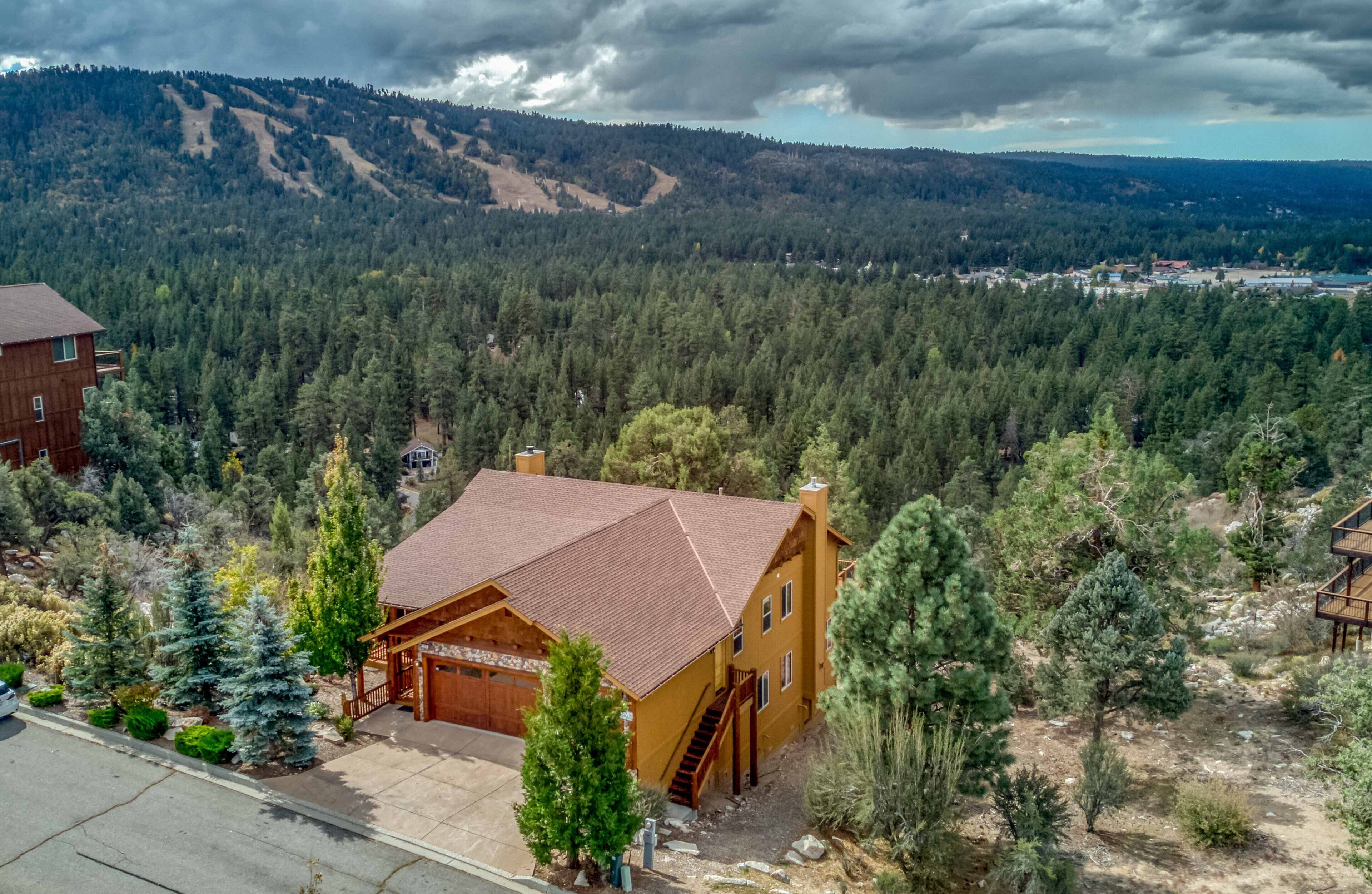 Luxurious home with unforgettable panoramic views from decks, game room, + more!