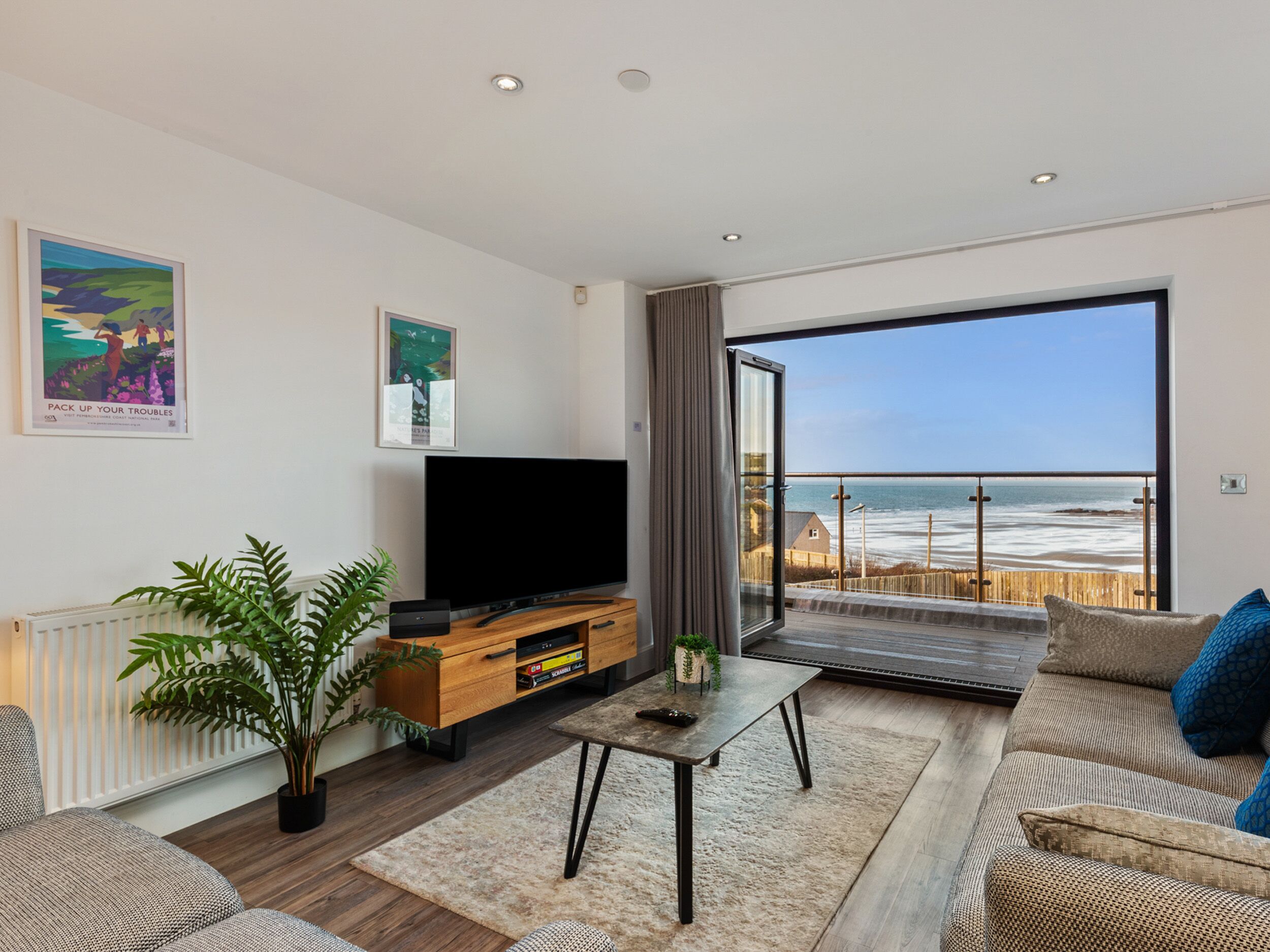 Cottage | Interior