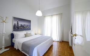 Presidential Villa | 4 bedrooms, premium bedding, laptop workspace, iron/ironing board - Olvios Villa at Melissochori (Oraiokastro)