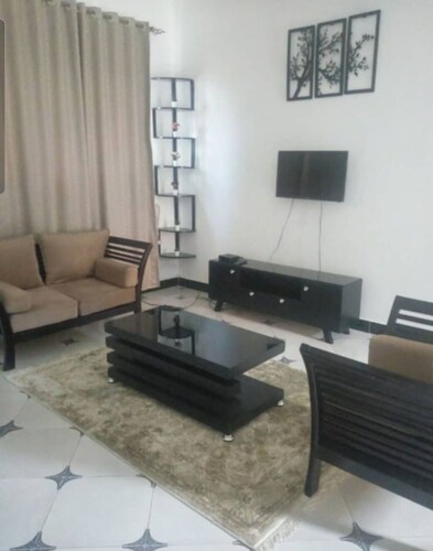 Captivating 4-bed House in Kampala