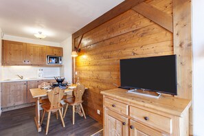 Kühlschrank, Mikrowelle, Geschirrspüler