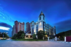 Ngoại thất
