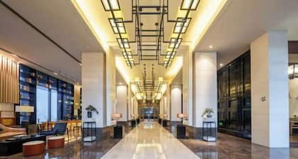 Guigang Railway Station UEASY Hotel