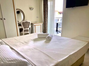 Standard Room | Memory foam beds, desk, laptop workspace, iron/ironing board - Q Business Hotels (Antalya)