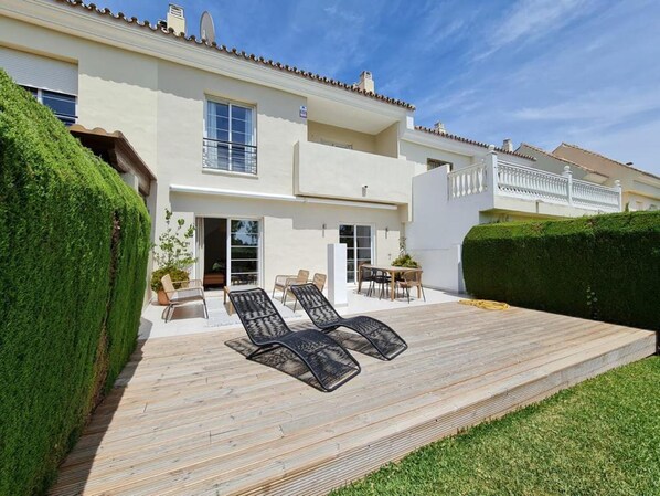 Unclassified image, 1 of 18, button - Fantastic 3-bed House in Marbella Perfect Location (Marbella)
