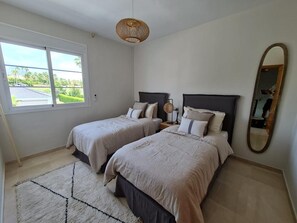 House | 3 bedrooms, iron/ironing board, free WiFi, bed sheets - Fantastic 3-bed House in Marbella Perfect Location (Marbella)