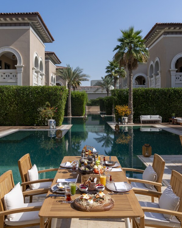 Club-Villa, 3 Schlafzimmer | Terrasse/Patio