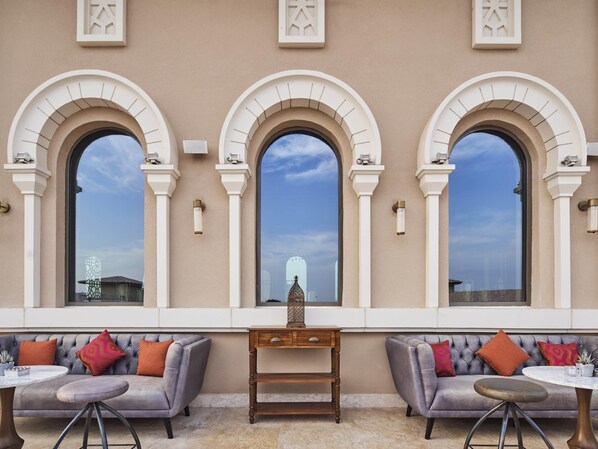 6 bars/lounges, poolside bar, beach bar