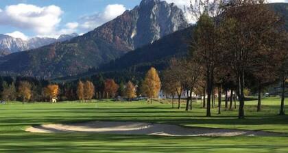 CASETTA CHEY -ideal for couples and families-private parking-breakfast included