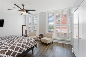 2 Schlafzimmer, Bügeleisen/Bügelbrett, Bettwäsche, Rollstuhlgeeignet