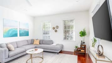 Télévision, espaces bureaux