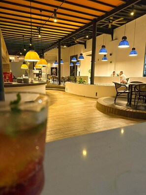 Restaurant - Pop Art Hotel CLC Puerto Mamonal Cartagena (Cartagena)