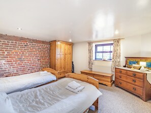 1 bedroom, free WiFi, bed sheets, wheelchair access