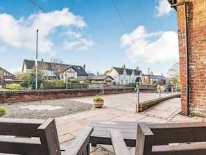 Property grounds - 1 bedroom accommodation in Poulton Le Fylde (Poulton Le Fylde)