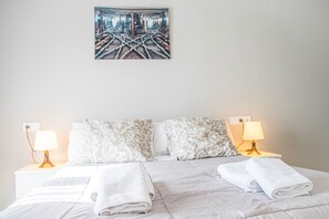 2 slaapkamers, een strijkplank/strijkijzer