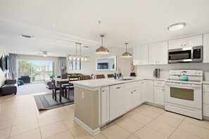 Fridge, microwave, oven, stovetop - "Rip Tide" (2 Bed / 2 Bath) - 1465sqft Amalfi C121 (Miramar Beach)