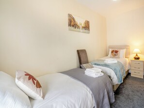 3 bedrooms, free WiFi, bed sheets