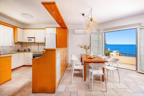 Microwave, dishwasher