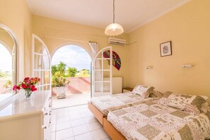 8 chambres, Wi-Fi, draps fournis