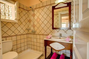 Haartrockner, Handtücher