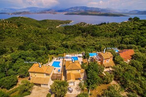 Exterior - Villa Petrosa by Villa Plus (Ionian Islands)