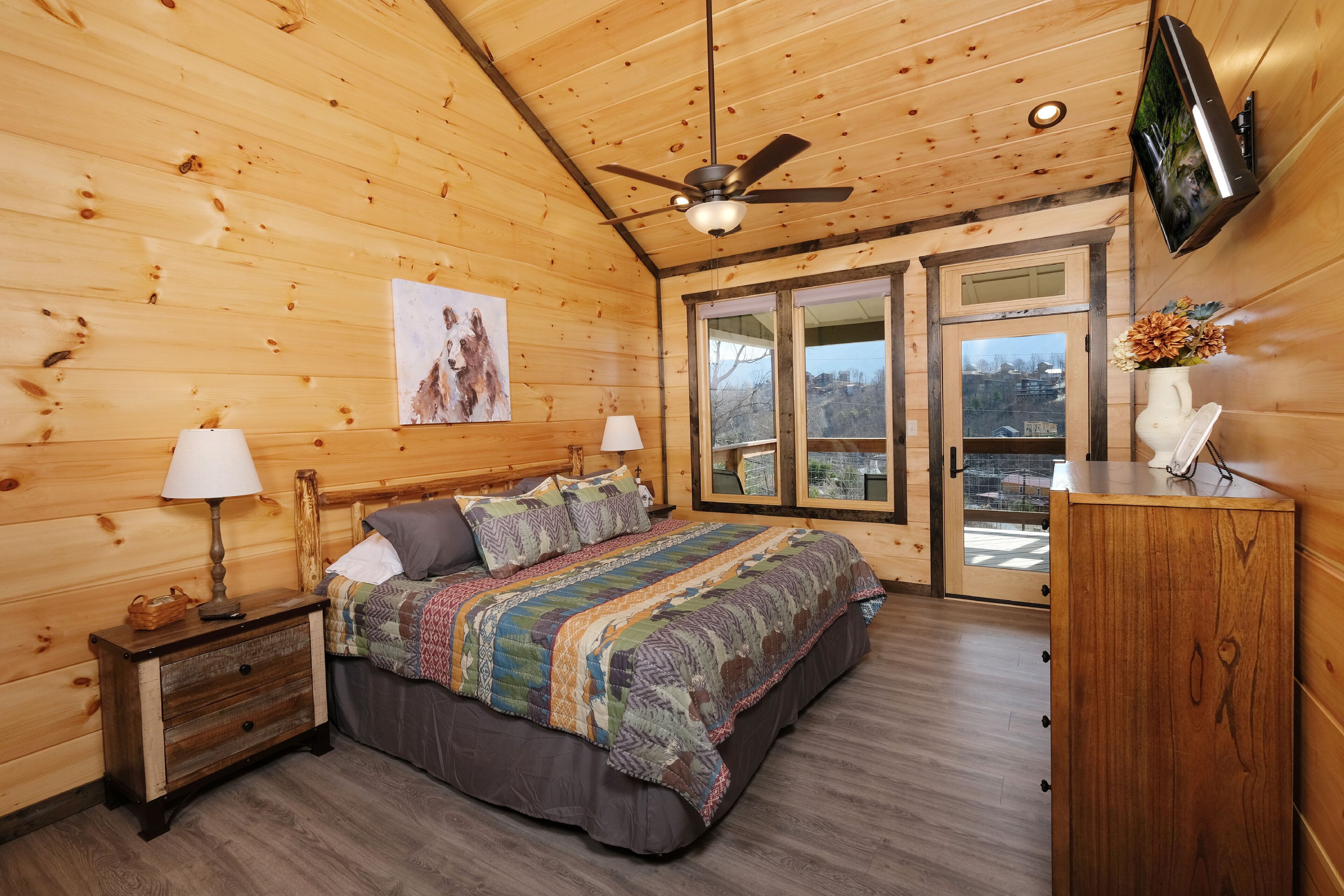 2nd Bedroom suite with private deck and bath (bathtub) on 2nd floor 