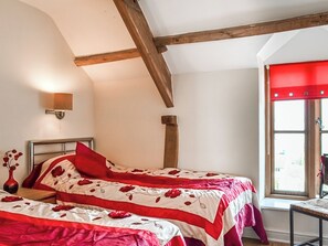 3 bedrooms, bed sheets