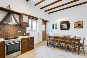 Microwave, dishwasher, coffee/tea maker
