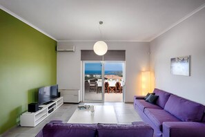 Living area - Villa Horizon by Villa Plus (Kampani)