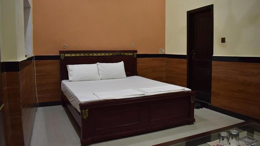 De Metro Guest House